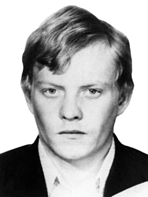 СЮТНИН Сергей Алексеевич