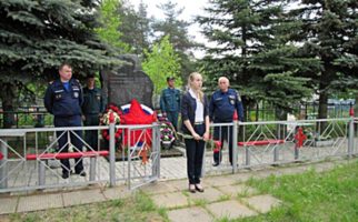 Мемориал погибшим пожарным (кладбище г. Егорьевска)