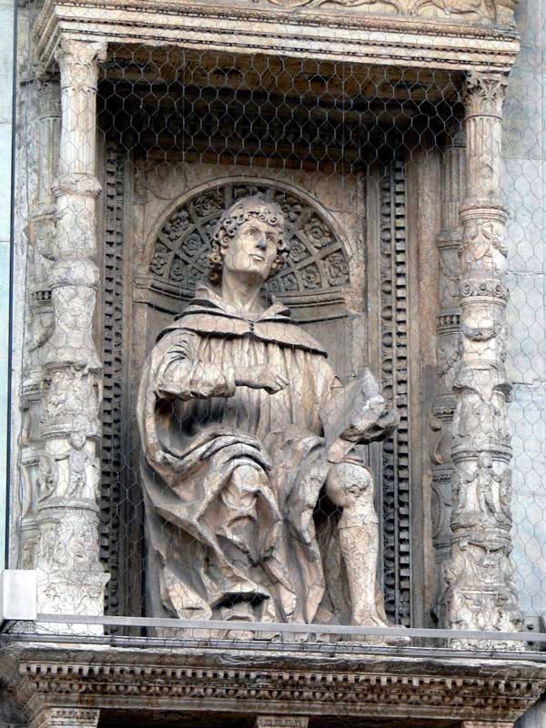 Статуя Плиния Младшего
