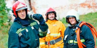 Пожарные-спасатели