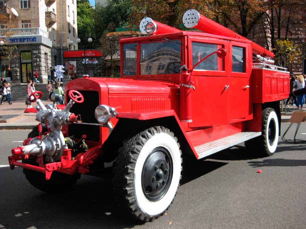 Пожарная машина ПМЗ-1