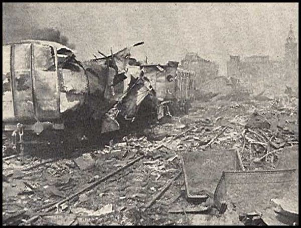 Разрушения после взрыва. Железнодорожная ветка