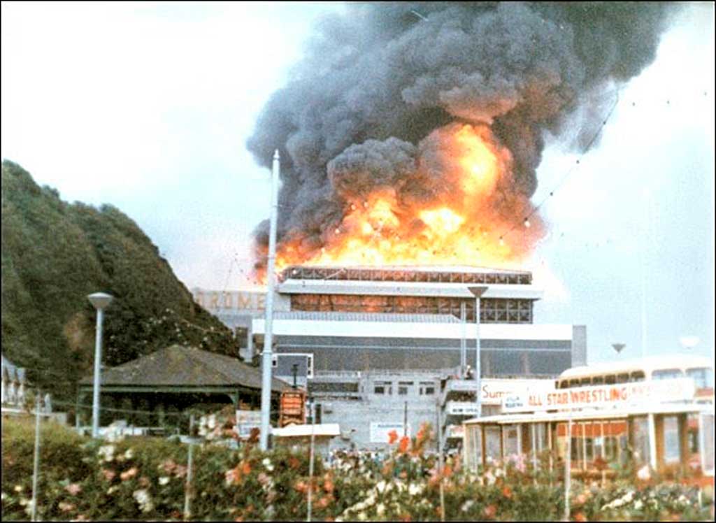 Пожар в здании Саммерленда