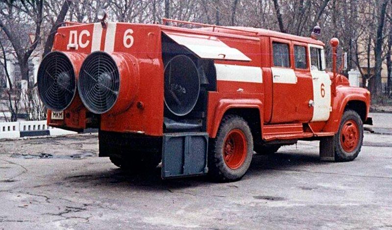Автомобиль дымоудаления на базе АНР-40(130)127А